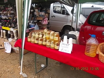 targul de la Negreni 2012 007.JPG