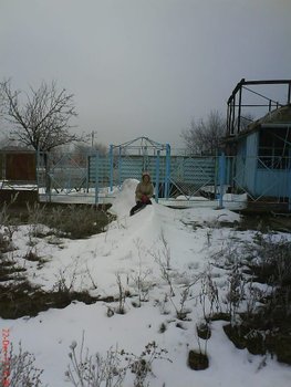 surioara mea, calarind pe un cal alb....JPG