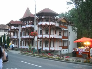 DSCN6802 (Medium).jpg