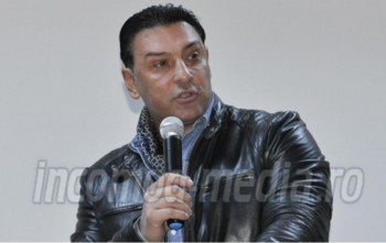 Păun - Copy.jpg