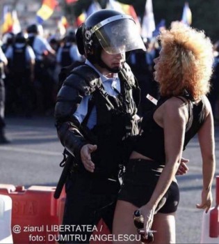 lupoaică.jpg